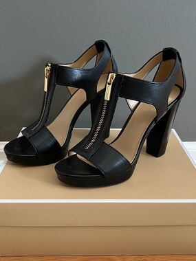 Michael Kors Berkley Sandal
